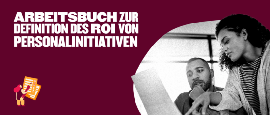 Arbeitsbuch zum ROI von Personalinitiativen, zeigt zwei Menschen bei der Zusammenarbeit in einem modernen Arbeitsumfeld., Arbeitsbuch, ROI Personalinitiativen